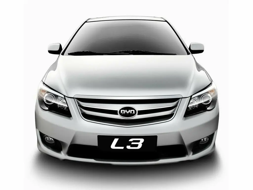 BYD L3 2010 – 2015 Седан — photo 2