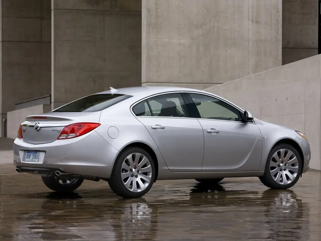 Buick Regal V Седан — сүрөт 6