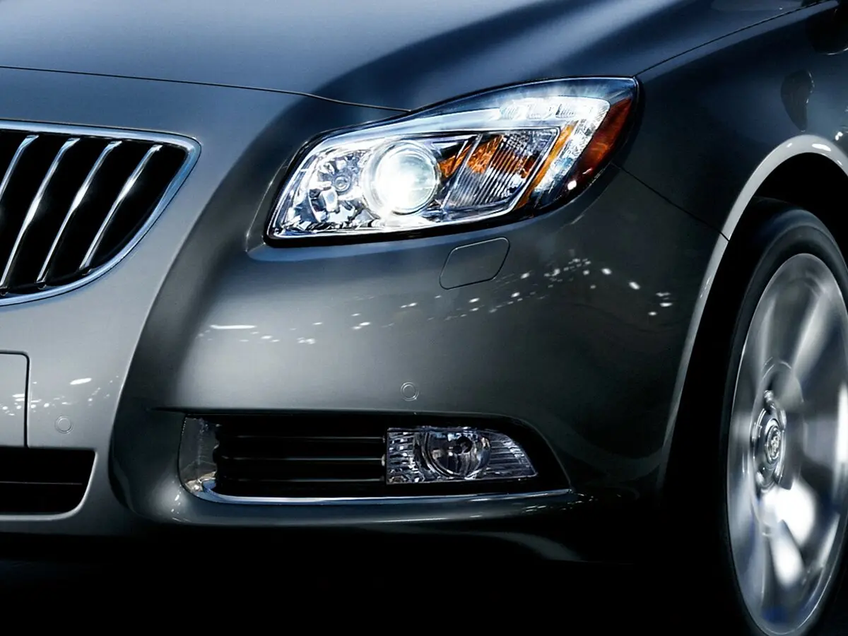 Buick Regal V Седан — сүрөт 10