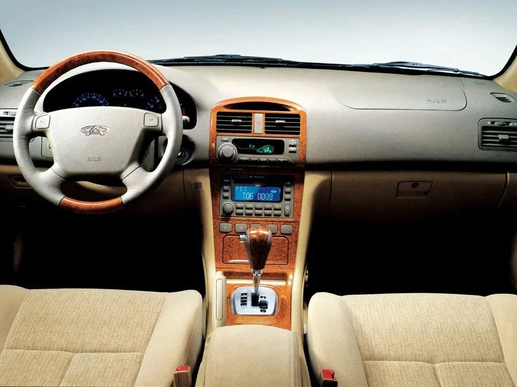 Chery Oriental Son (B11) 2003 – 2012 Седан — photo 5