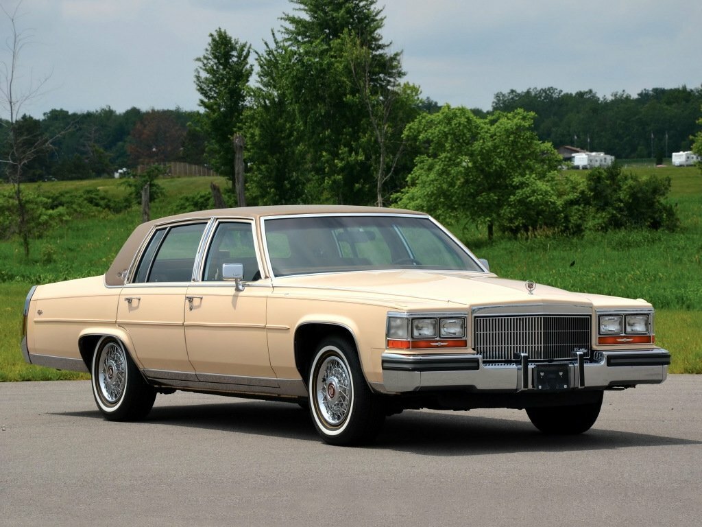 Cadillac Brougham 1987 – 1992
