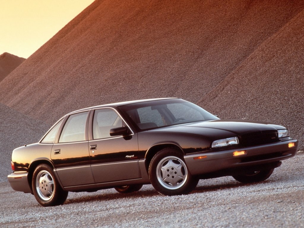Buick Regal III Седан