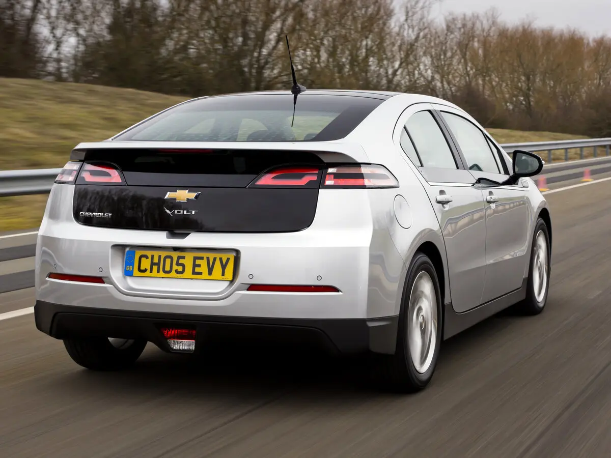 Chevrolet Volt I Хэтчбек 5 дв. — сүрөт 4