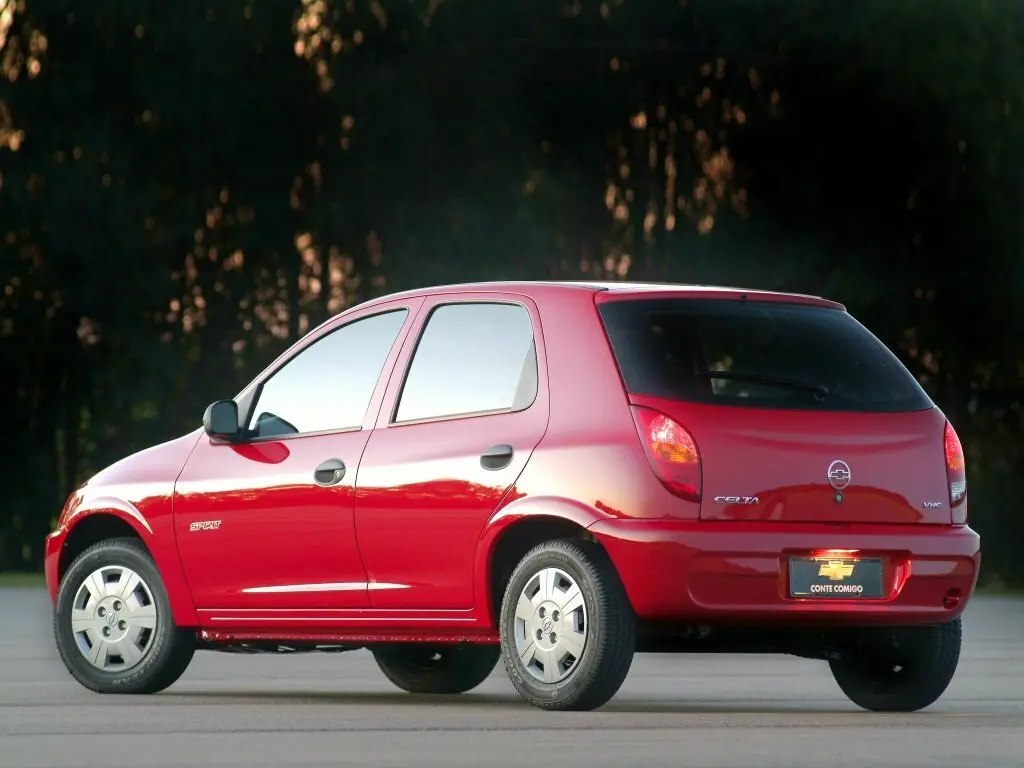 Chevrolet Celta 2000 – 2006 Хэтчбек 3 дв. — сүрөт 3