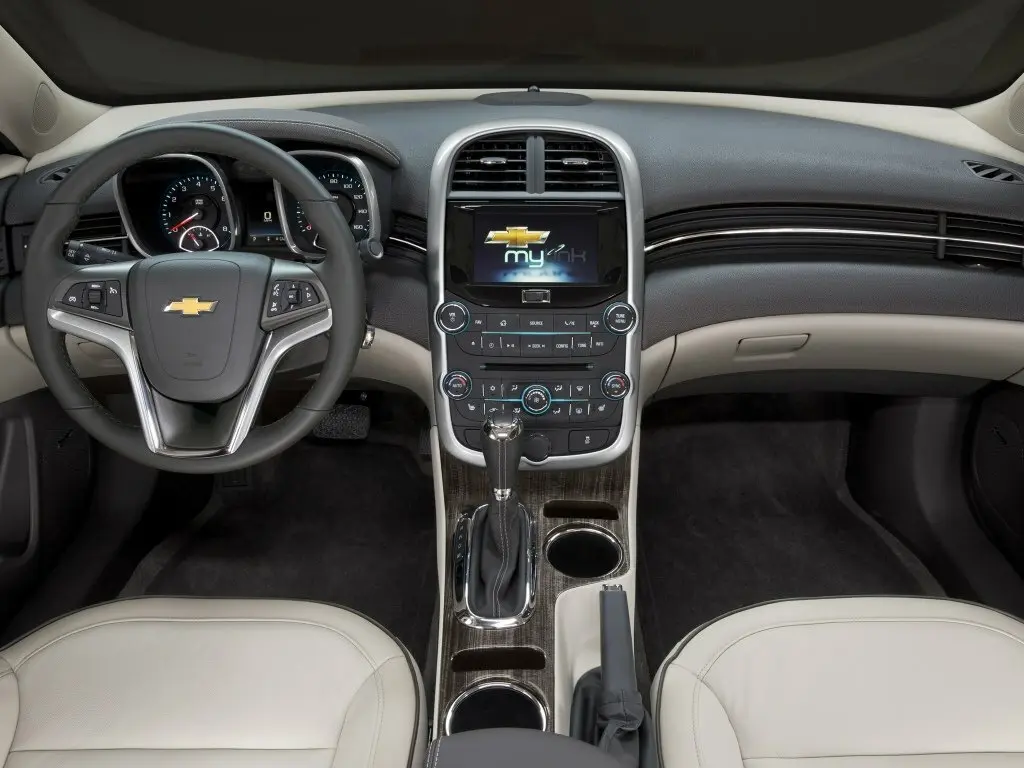 Chevrolet Malibu VIII Рестайлинг Седан — сүрөт 5