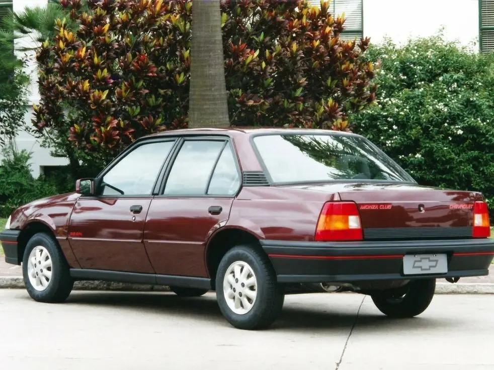 Chevrolet Monza I Седан — photo 3