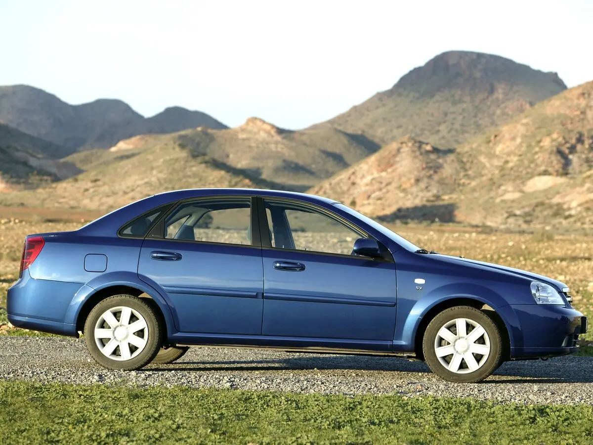 Chevrolet Nubira 2003 – 2010 Седан — сүрөт 2