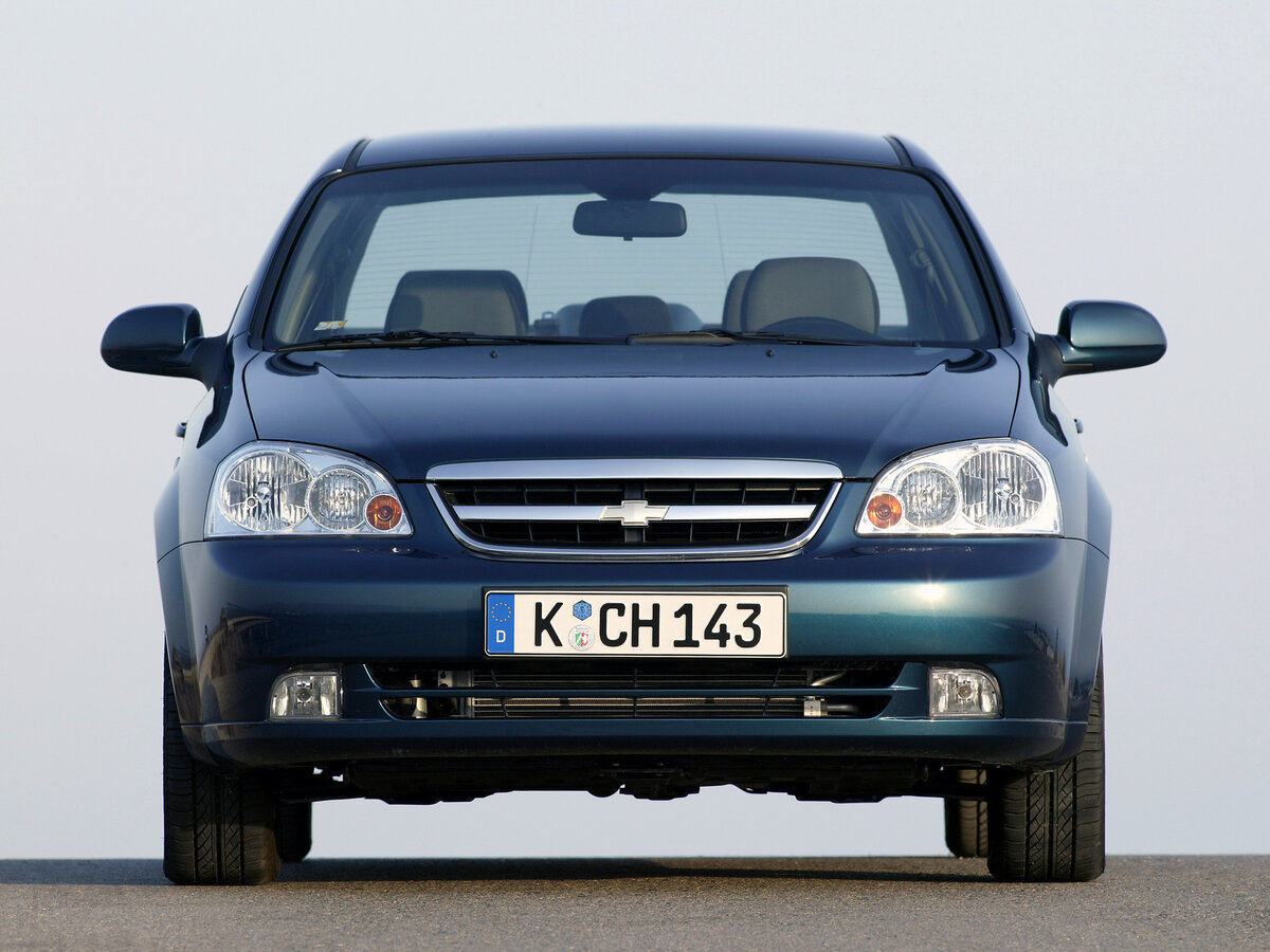 Chevrolet Nubira 2003 – 2010 Седан — фото 3
