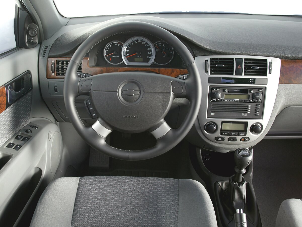 Chevrolet Nubira 2003 – 2010 Седан