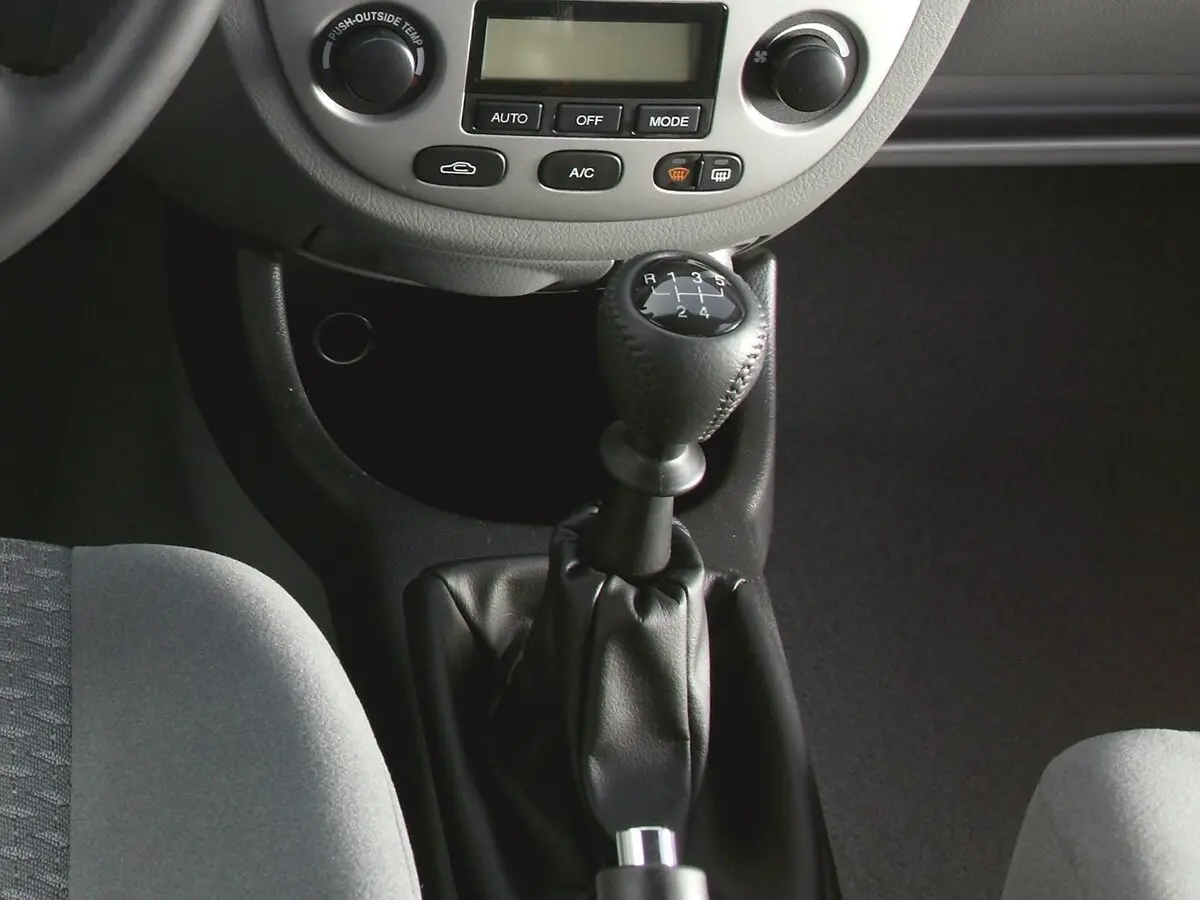 Chevrolet Nubira 2003 – 2010 Седан — сүрөт 10