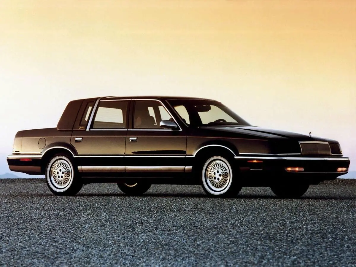 Chrysler Fifth Avenue II Седан — сүрөт 2