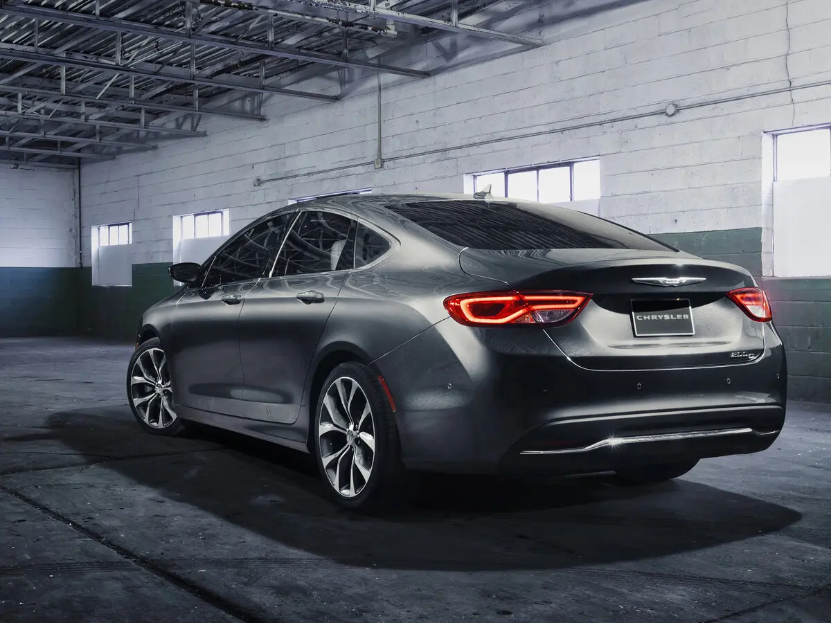 Chrysler 200 II Седан — сүрөт 5