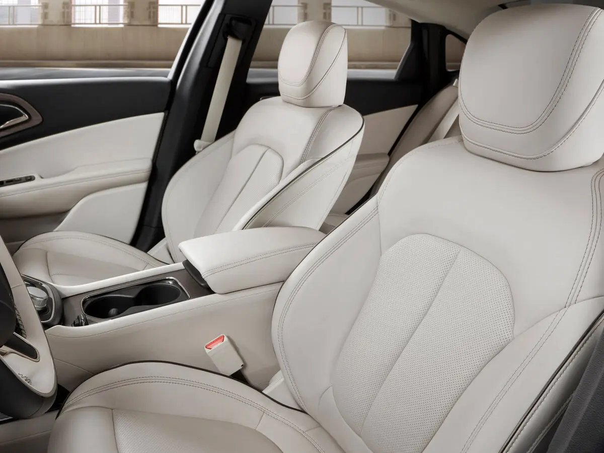 Chrysler 200 II Седан — сүрөт 7