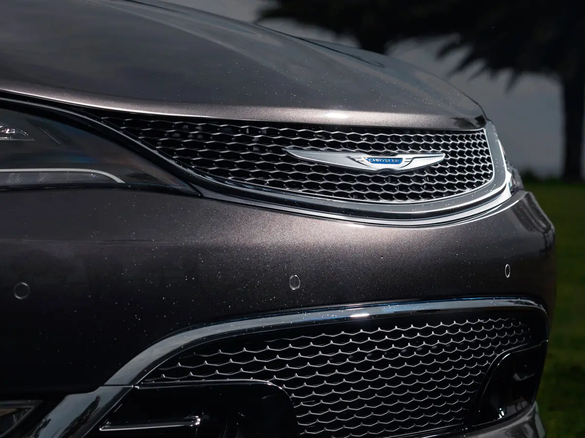 Chrysler 200 II Седан — сүрөт 14