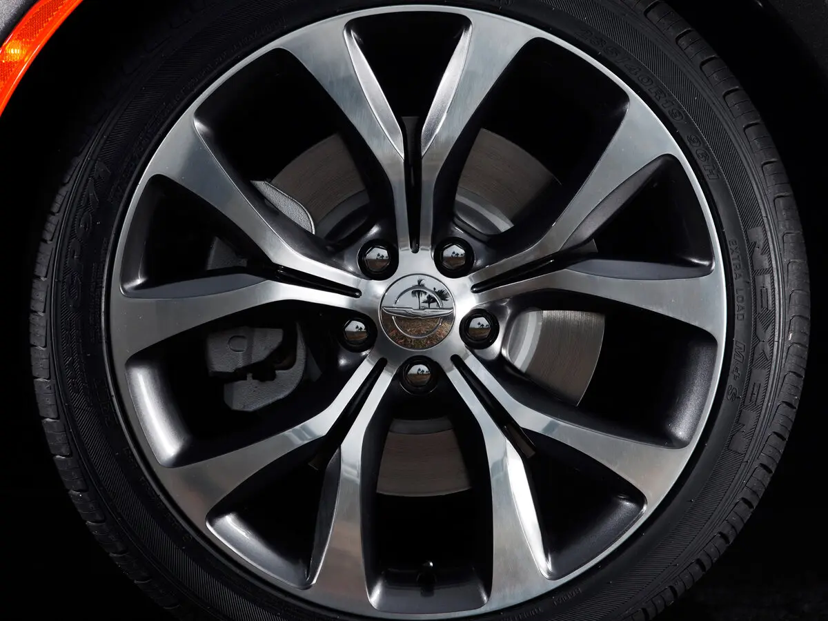 Chrysler 200 II Седан — сүрөт 16