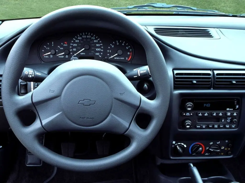 Chevrolet Cavalier III Купе — сүрөт 8