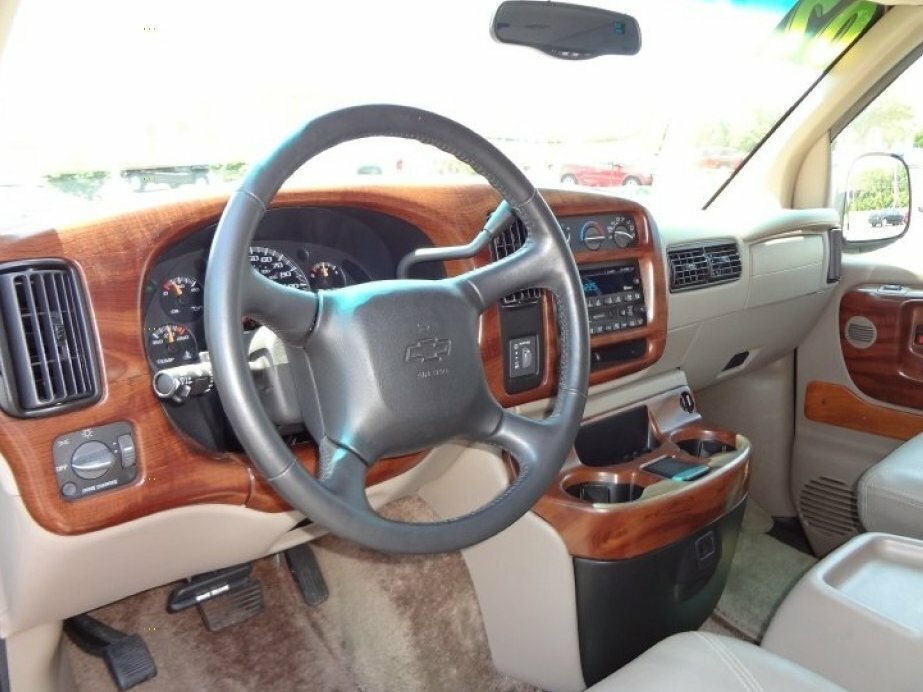 Chevrolet Express I Минивэн — фото 3