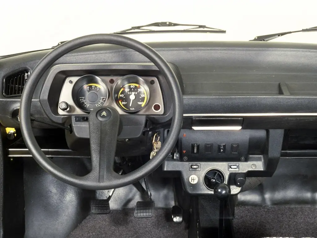Citroen LN 1976 – 1986 Хэтчбек 3 дв. — сүрөт 6