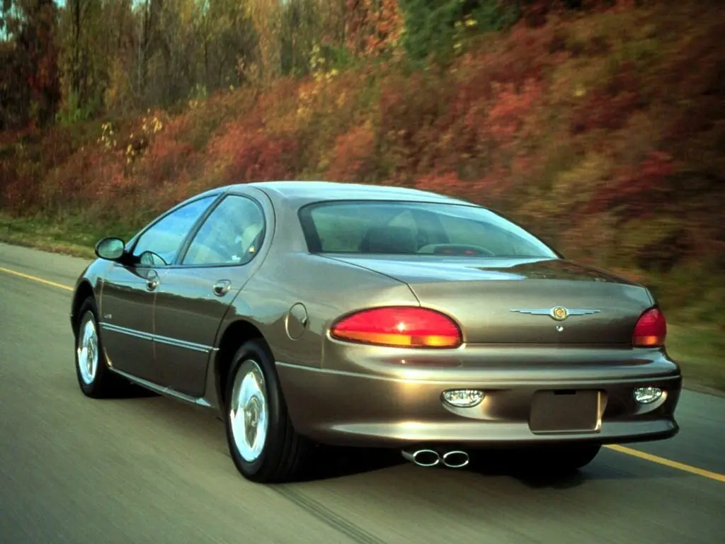 Chrysler LHS II Седан — photo 3