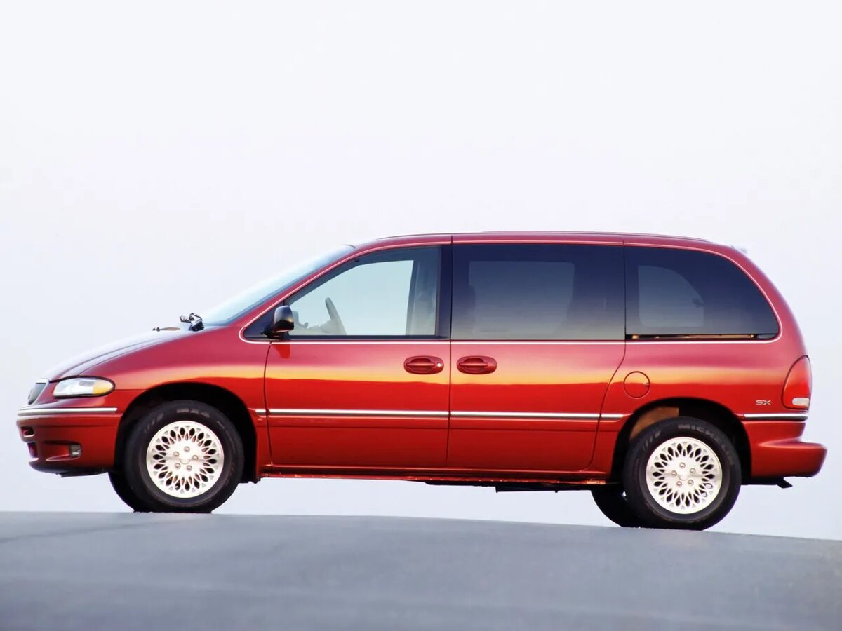 Chrysler Town & Country III Минивэн — фото 3
