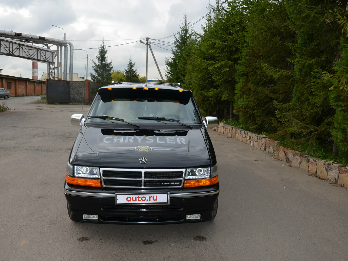 Chrysler Voyager II Минивэн — фото 4