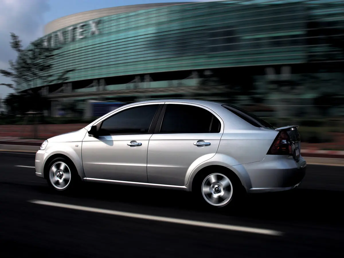 Daewoo Gentra I Седан — сүрөт 5