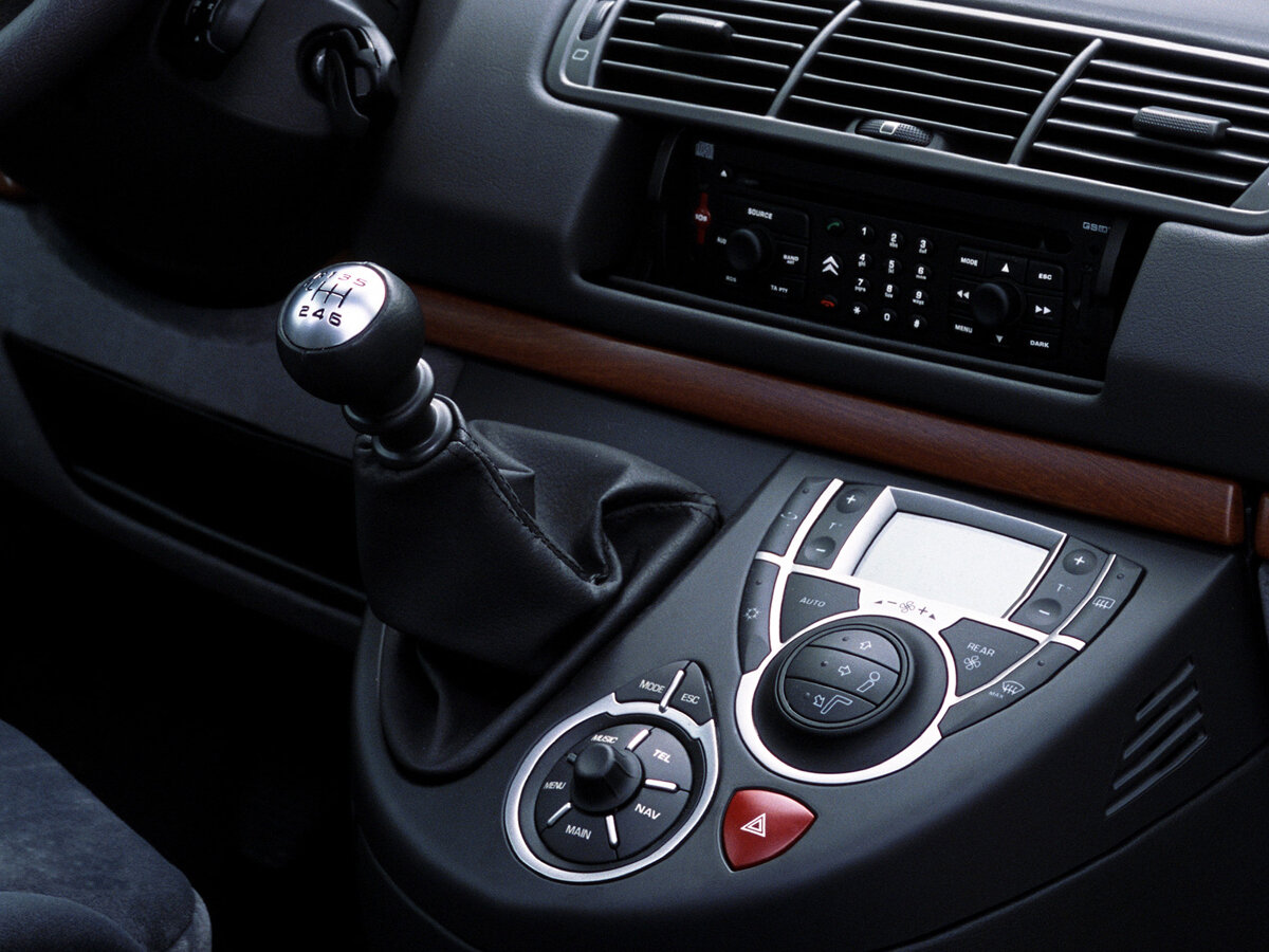 Citroen C8 I Рестайлинг Минивэн — фото 10