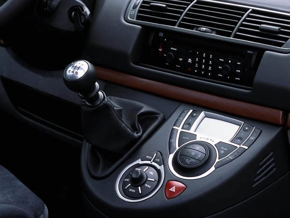 Citroen C8 I Рестайлинг Минивэн — photo 9