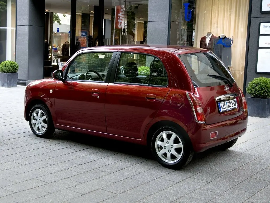 Daihatsu Mira Gino II Хэтчбек 5 дв. — photo 3