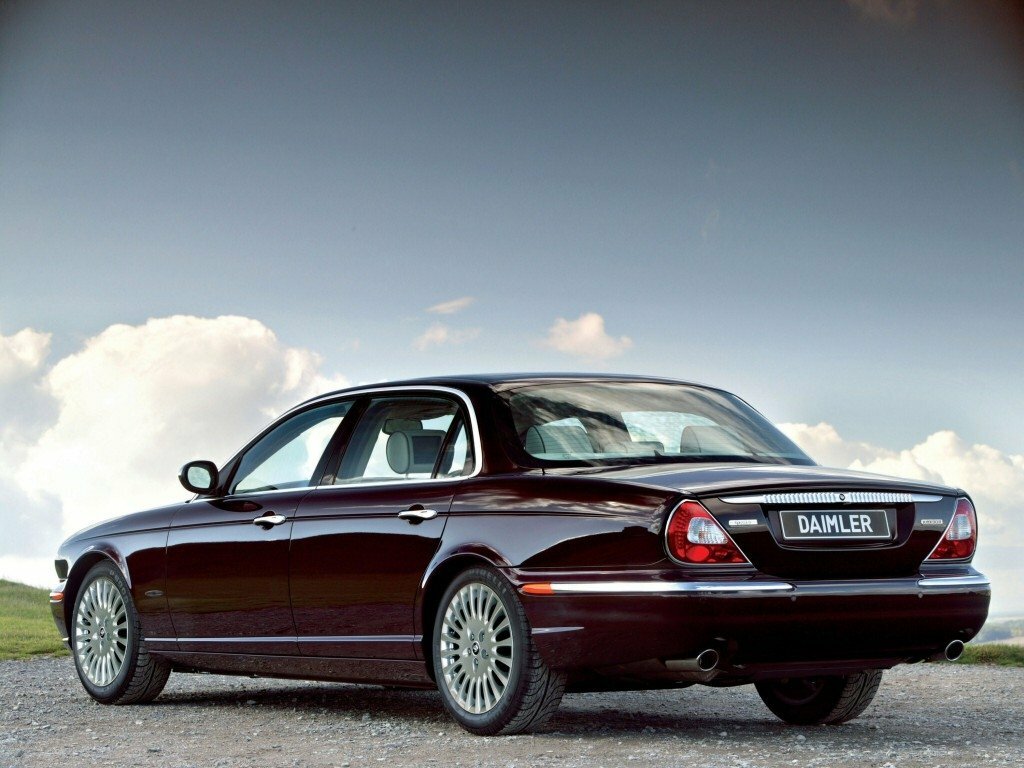 Daimler X350 2005 – 2009 Седан — фото 3