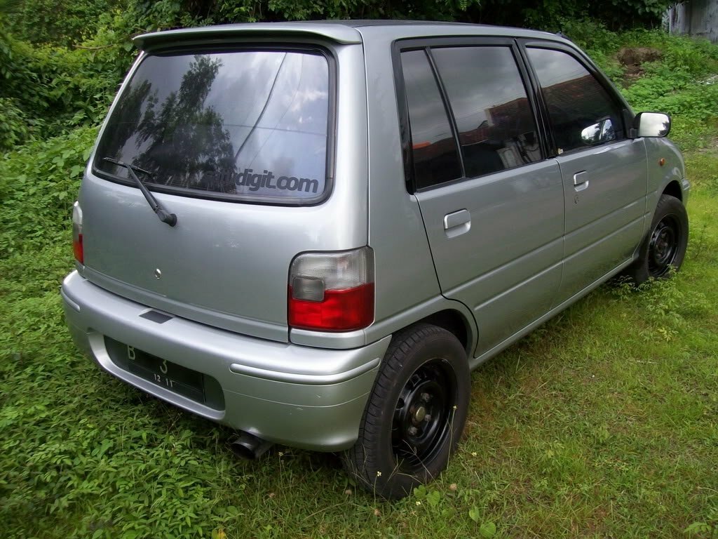 Daihatsu Ceria 2001 – 2006 Хэтчбек 5 дв. — фото 2