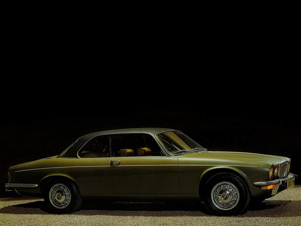 Daimler Sovereign (XJ6) 1969 – 1993 Седан — фото 2