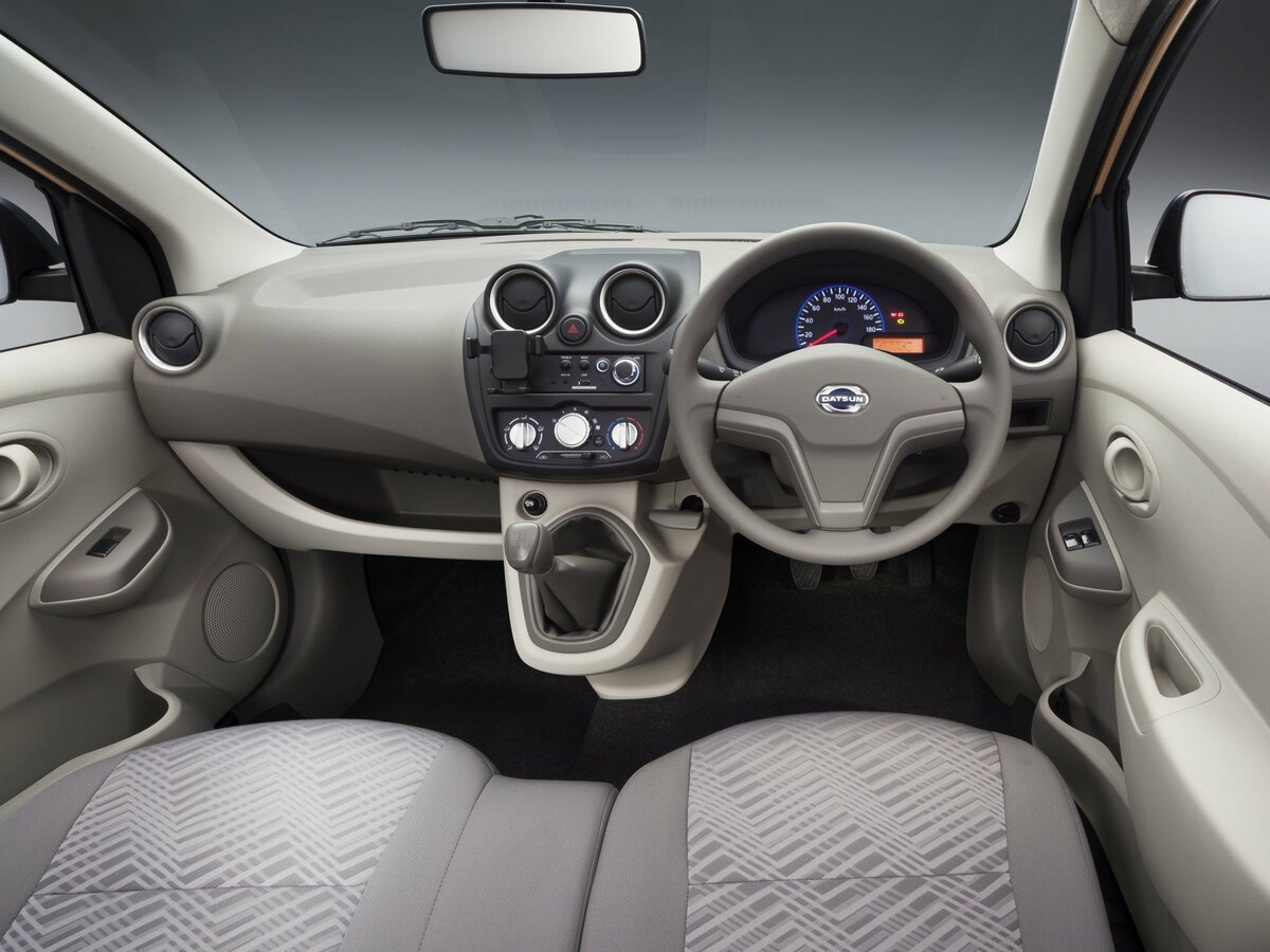 Datsun GO+ 2014 – 2022 Компактвэн — фото 6