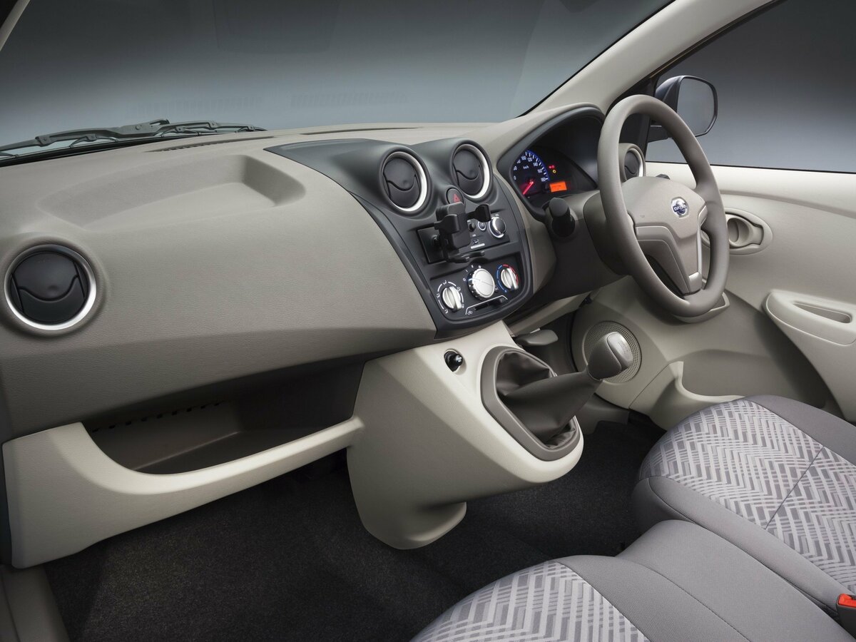 Datsun GO+ 2014 – 2022 Компактвэн — фото 7
