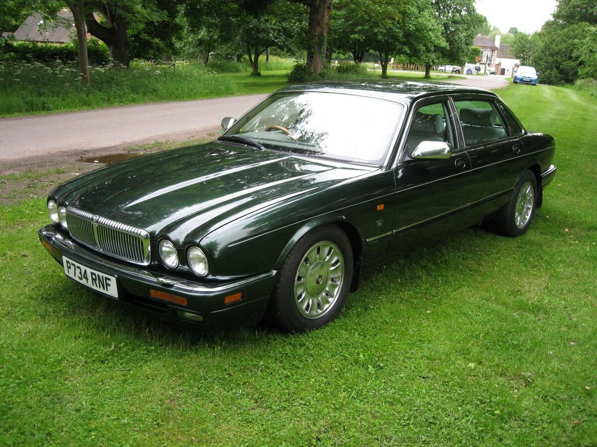 Daimler X300 1993 – 1997