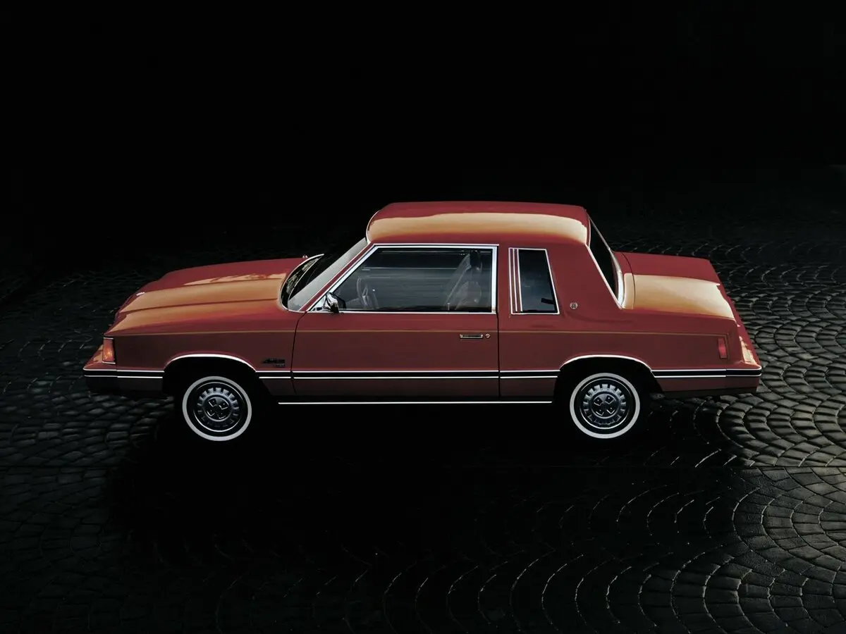 Dodge Aries 1981 – 1989 Седан 2 дв. — сүрөт 2