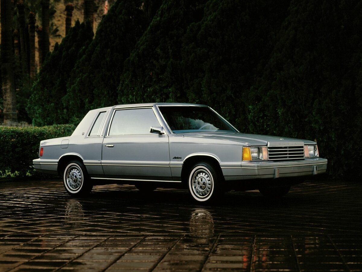 Dodge Aries 1981 – 1989 Седан 2 дв. — фото 3