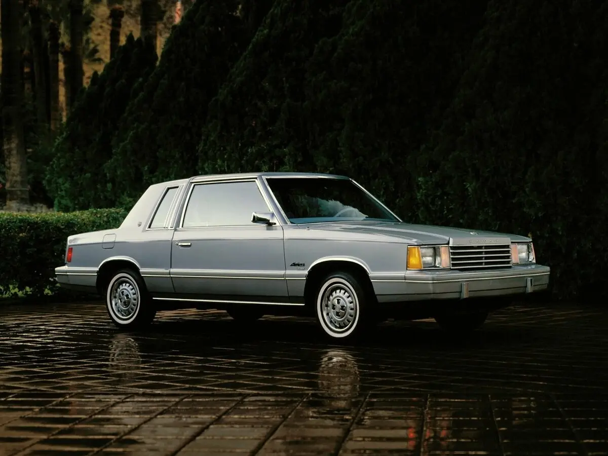Dodge Aries 1981 – 1989 Седан 2 дв. — сүрөт 3