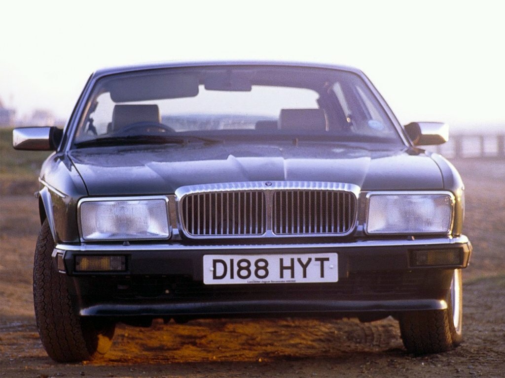 Daimler XJ40 1986 – 1994 Седан — фото 3