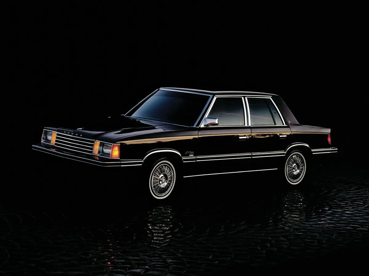 Dodge Aries 1981 – 1989 Седан — сүрөт 2