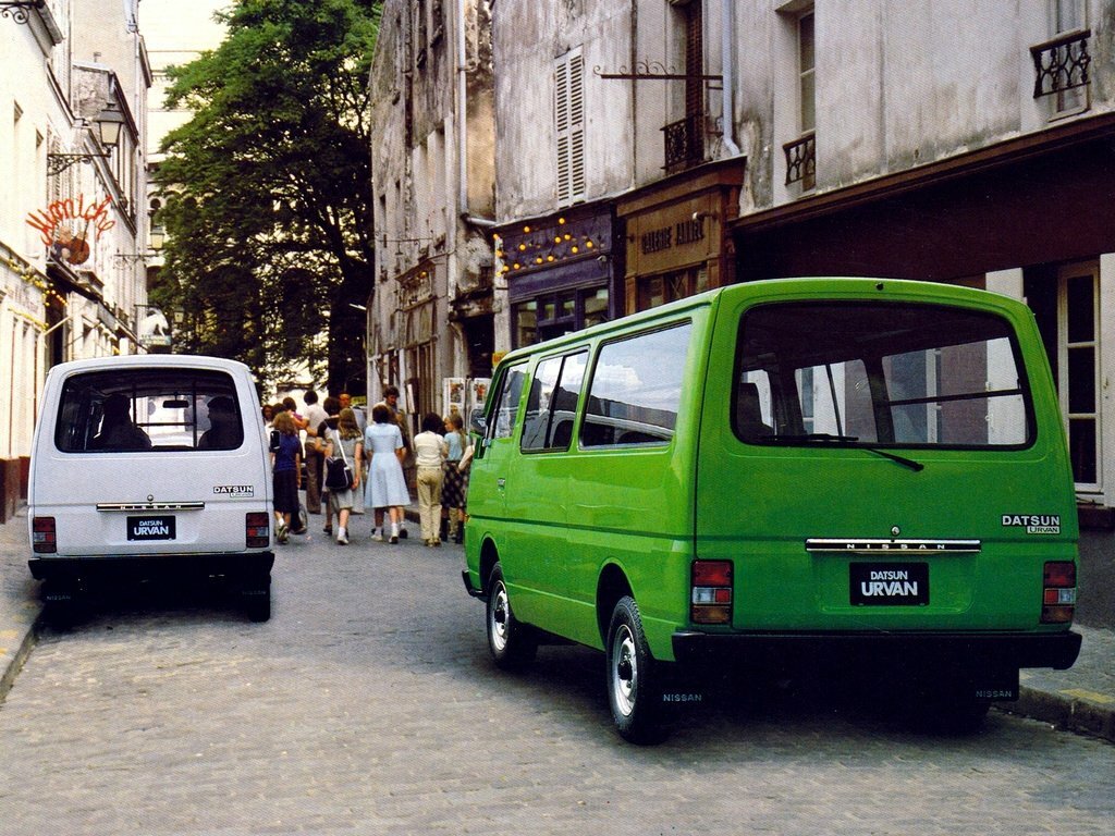 Datsun Urvan E23 Минивэн — фото 3