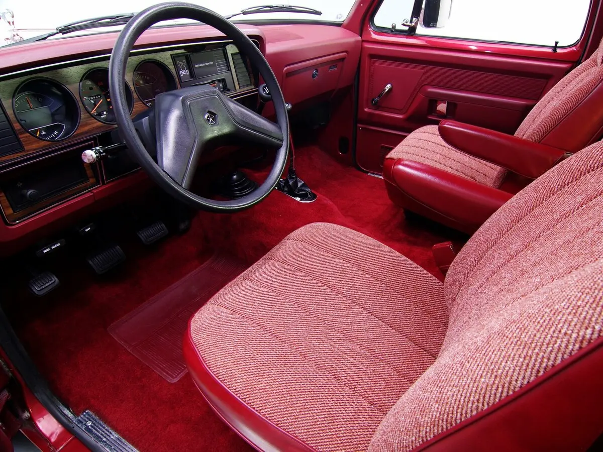 Dodge Ramcharger II Внедорожник 3 дв. — сүрөт 4