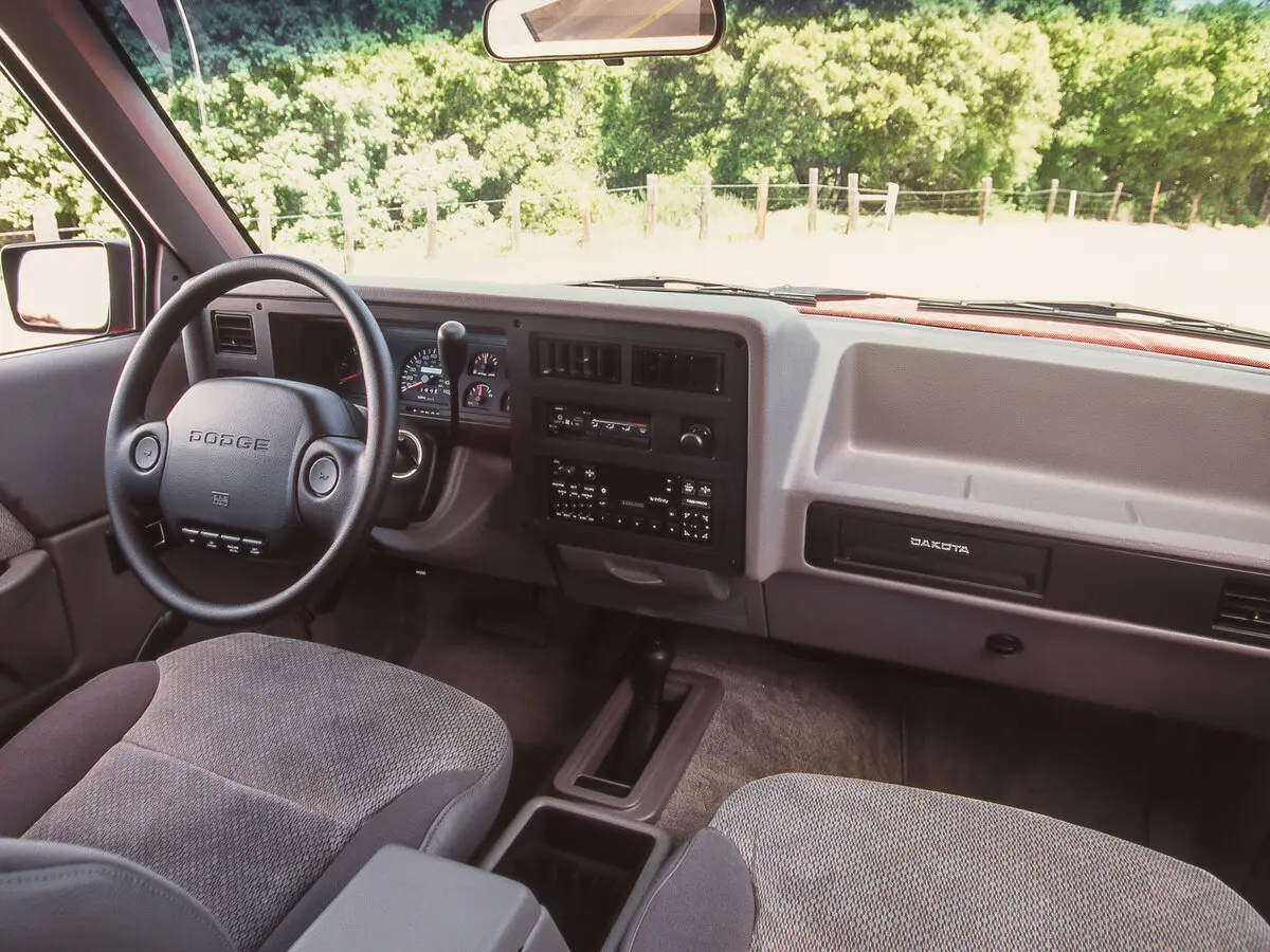 Dodge Dakota I Пикап Полуторная кабина — photo 3