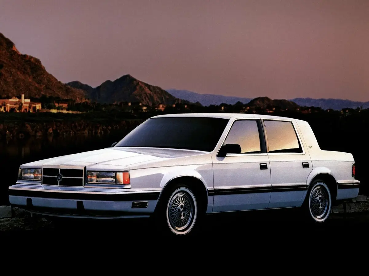 Dodge Dynasty 1987 – 1993