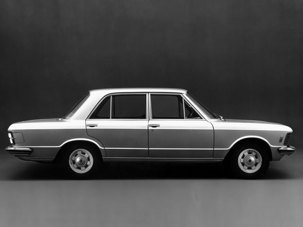Fiat 130 1969 – 1978 Седан — фото 2
