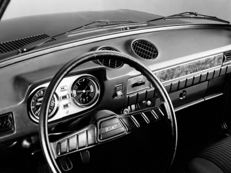 Fiat 128 1969 – 1985 Седан — фото 4