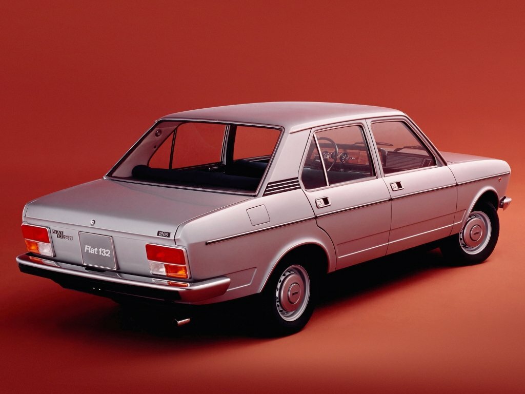 Fiat 132 1972 – 1982 Седан — фото 4