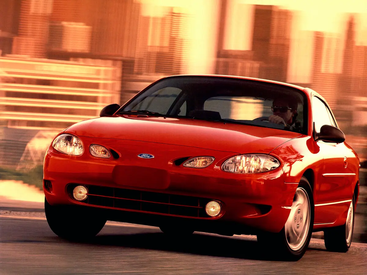 Ford Escort (North America) III Купе — сүрөт 2