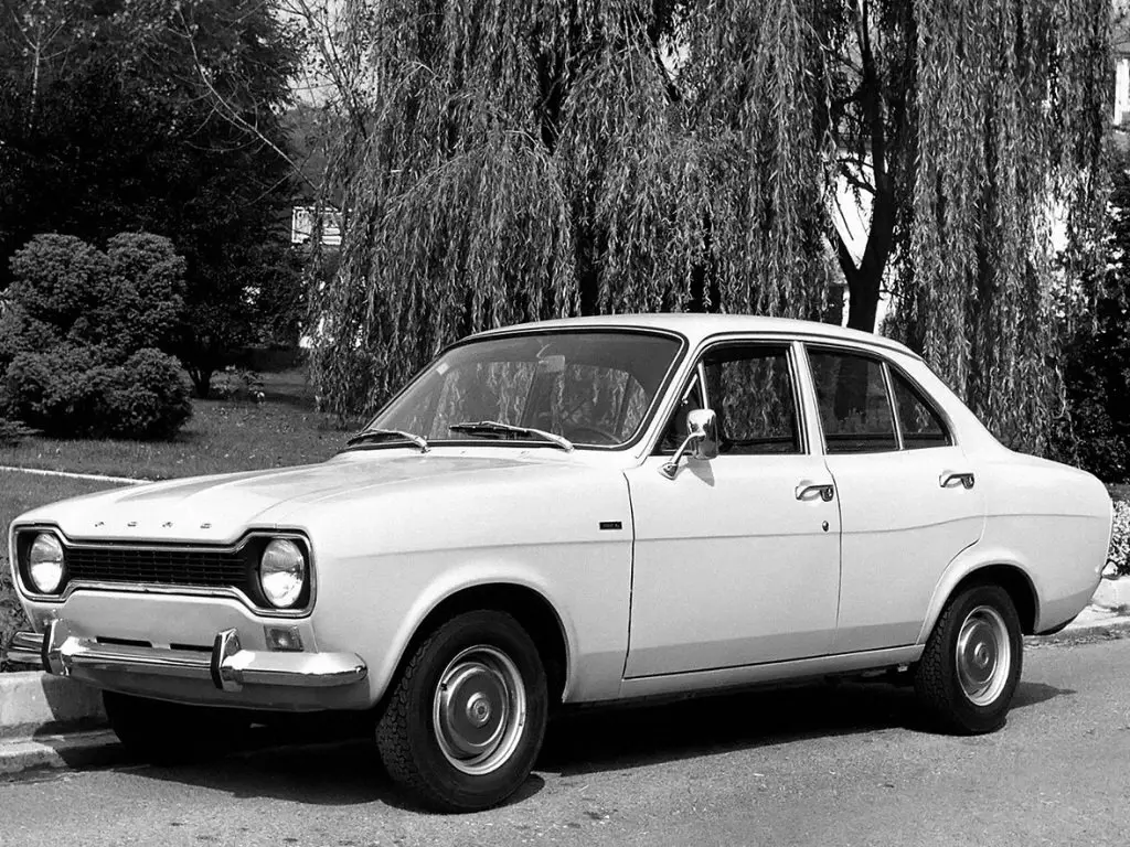 Ford Escort I Седан — сүрөт 2