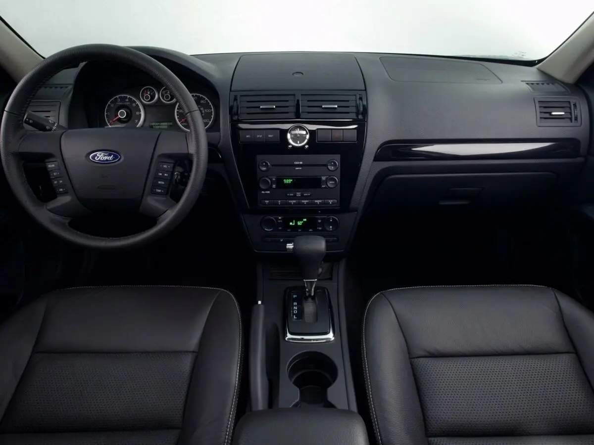 Ford Fusion (North America) I Седан — сүрөт 4